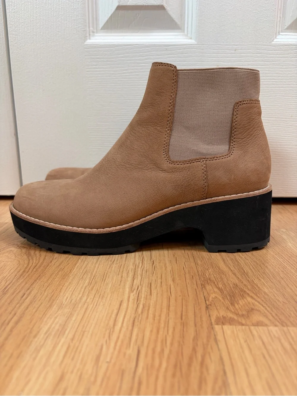 Eileen Fisher Tan Suede with Black Lug  Sole Jessa Chelsea Boot Size 8